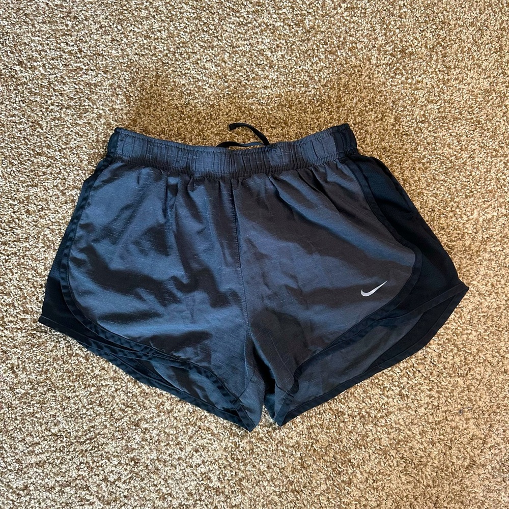 Womens Nike Running Shorts || Grey, Size: Small